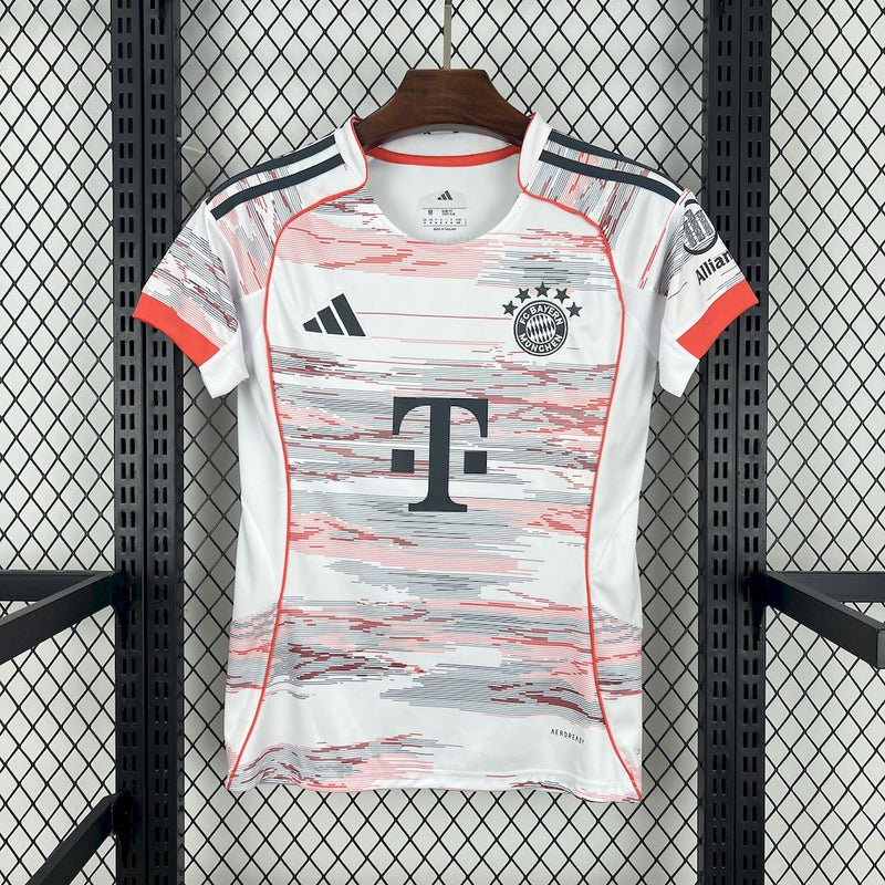 CAMISOLA FEMININA DO BAYERN MUNICH  25/26 MULTICOLOR