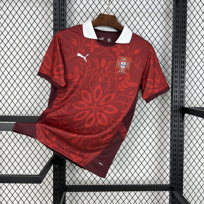 CAMISOLA DA SELEÇÃO DE PORTUGAL 25/26 VERMELHO