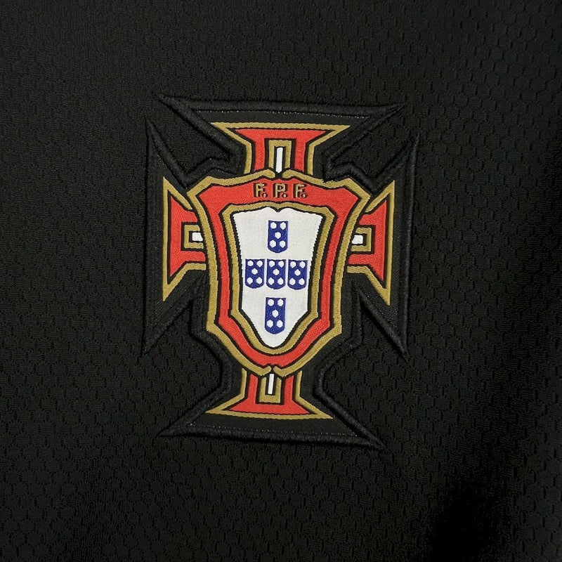 CAMISOLA RETRÔ DE PORTUGAL 05/06 PRETO